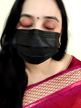 Monica cams online show from November 18, 2025, 4:05 am