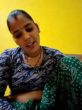 Snapshot of Sabnam_kohli chatting on September 15, 2025, 2:28 pm Sabnam kohli online show from September 15, 2025, 2:28 pm