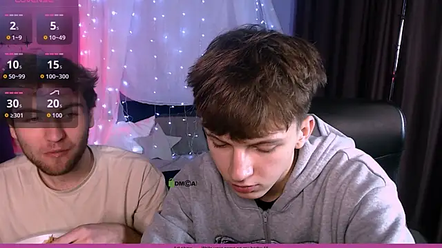 travis wolf  online show from November 12, 2025, 7:51 pm