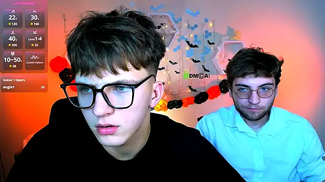 travis wolf  online show from October 25, 2025, 7:14 pm