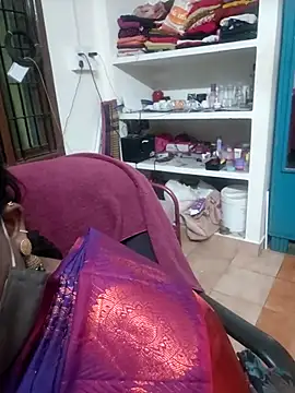 Snapshot of Tamil_Kavitha10 chatting on February 25, 2026, 7:47 pm Tamil Kavitha10 online show from February 25, 2026, 7:47 pm