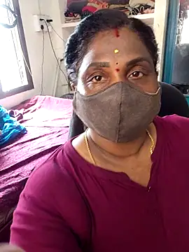 Snapshot of Tamil_Kavitha10 chatting on May 19, 2026, 9:27 am Tamil Kavitha10 online show from May 19, 2026, 9:27 am