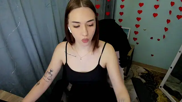 Bella Night4 online show from March 25, 2026, 7:30 am