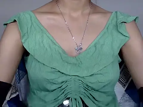 Snapshot of Riva_arora01 chatting on October 25, 2025, 11:31 am Riva arora01 online show from October 25, 2025, 11:31 am