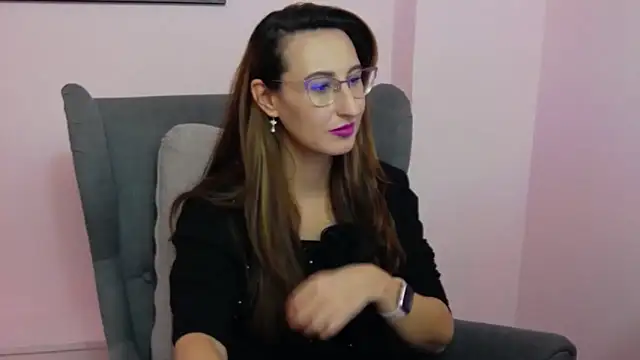 LysAd online show from November 9, 2025, 4:33 pm