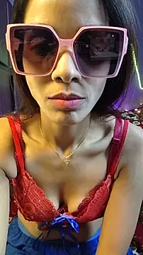 royeoy22 online show from February 18, 2026, 10:01 am