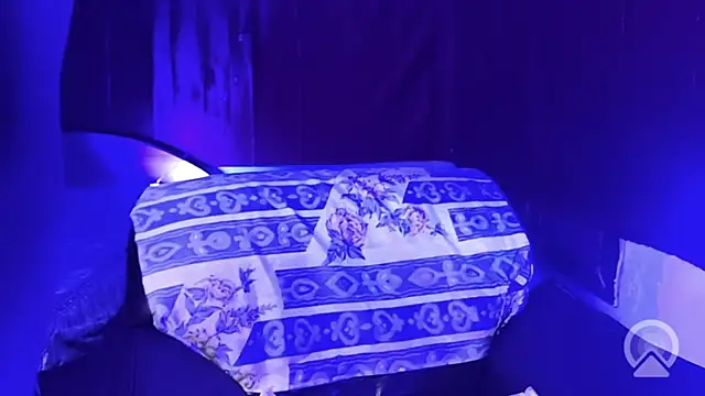 Snapshot of royeoy22 chatting on October 24, 2025, 11:53 am royeoy22 online show from October 24, 2025, 11:53 am