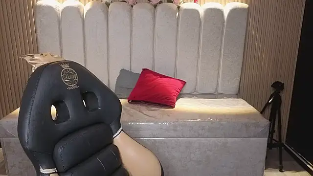 Snapshot of _Mia_Evans_1 chatting on February 25, 2026, 7:47 pm Mia Evans 1 online show from February 25, 2026, 7:47 pm