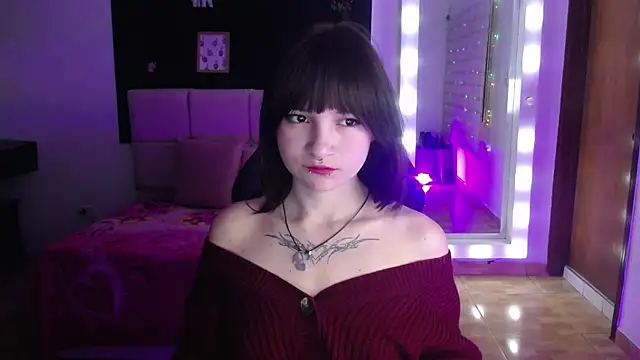 Snapshot of _Charlotte_Collins_ chatting on November 25, 2025, 2:28 pm Charlotte Collins online show from November 25, 2025, 2:28 pm