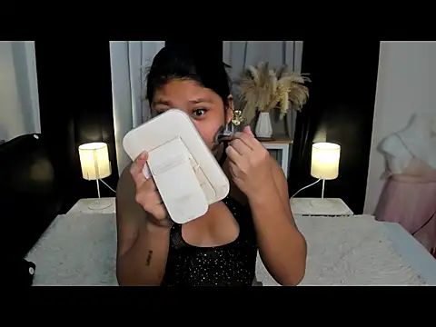 SpicyAlyssa69 online show from January 11, 2026, 10:38 pm