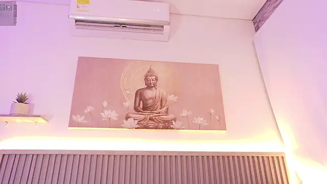 liz monserrat 1 online show from September 13, 2025, 7:25 pm