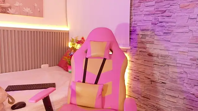 liz monserrat 1 online show from September 20, 2025, 7:52 pm