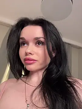 Snapshot of Luxuryy_baby chatting on April 19, 2026, 5:47 pm Luxuryy baby online show from April 19, 2026, 5:47 pm