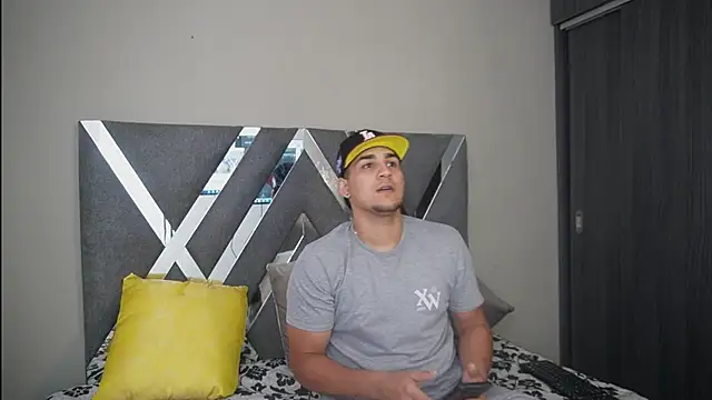 Snapshot of massimo_vidal_ chatting on September 20, 2025, 1:38 pm massimo vidal online show from September 20, 2025, 1:38 pm