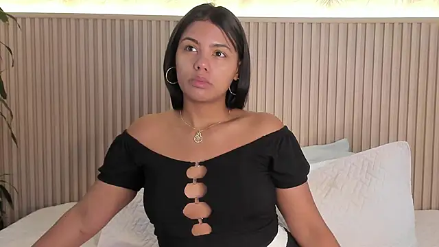 Liss-Reyes online show from October 5, 2025, 1:13 pm