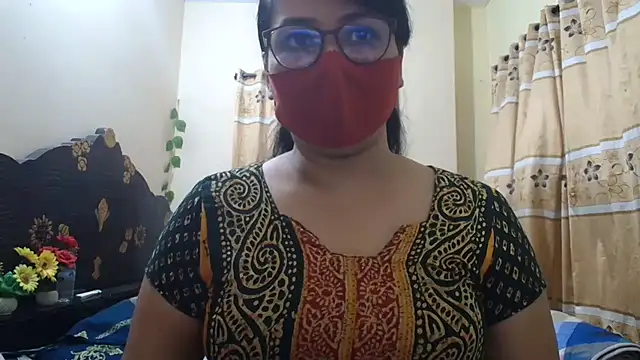 Elena cruz5 online show from April 2, 2026, 4:02 pm