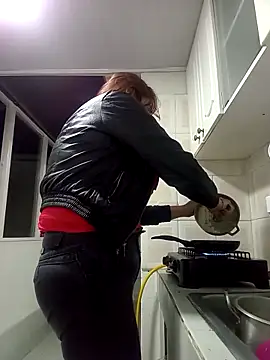 CARITOMIO online show from November 13, 2025, 11:19 pm