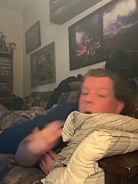 Stephanie1984 online show from April 1, 2026, 12:02 am