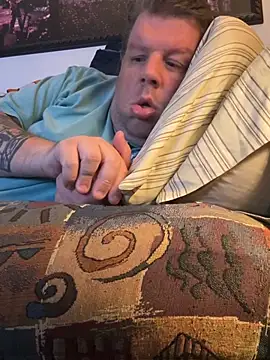 Stephanie1984 online show from April 4, 2026, 5:25 am