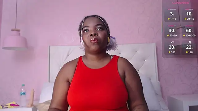 Snapshot of EvaaTayson chatting on September 29, 2025, 7:41 pm EvaaTayson online show from September 29, 2025, 7:41 pm
