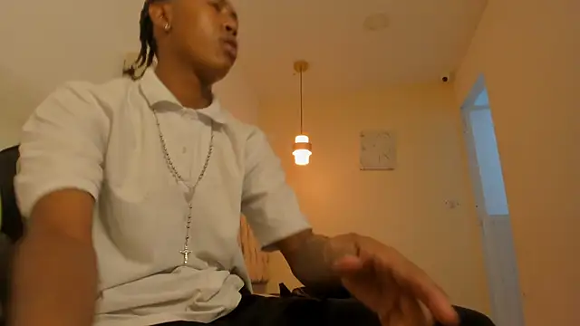 Snapshot of Jax_Maliq chatting on November 8, 2025, 2:26 am Jax Maliq online show from November 8, 2025, 2:26 am