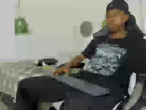 Snapshot of Jax_Maliq chatting on November 7, 2025, 3:44 am Jax Maliq online show from November 7, 2025, 3:44 am