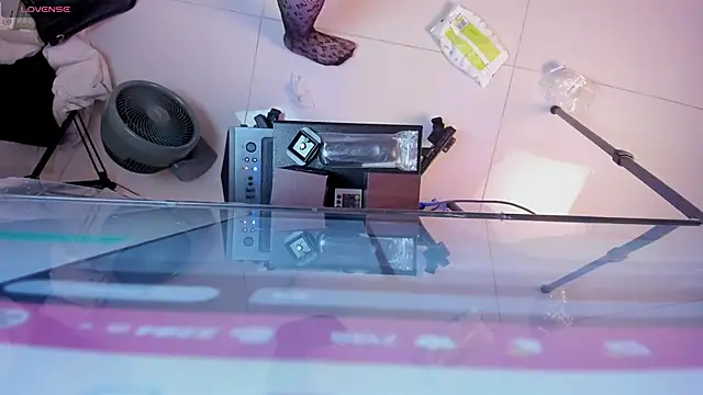 Snapshot of Mia_Valentine_ chatting on November 25, 2025, 8:31 pm Mia Valentine online show from November 25, 2025, 8:31 pm