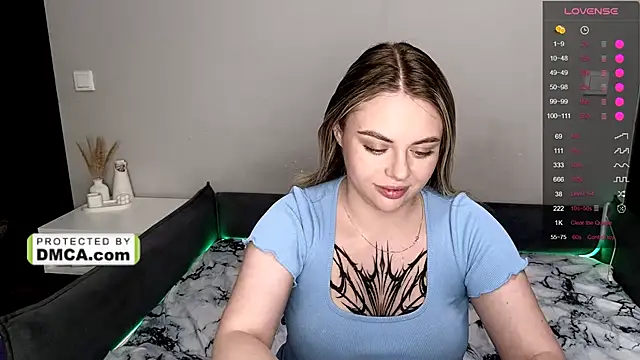 StasySweet online show from November 19, 2025, 5:40 am