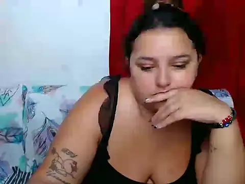 KeilyHall online show from October 20, 2025, 10:16 am