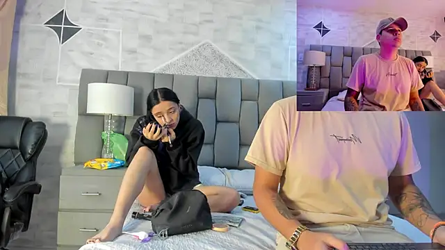 Snapshot of markAndPhilip chatting on October 15, 2025, 12:24 pm markAndPhilip online show from October 15, 2025, 12:24 pm