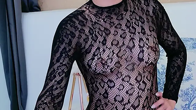 Snapshot of MiaDunoff chatting on November 5, 2025, 9:51 pm MiaDunoff online show from November 5, 2025, 9:51 pm