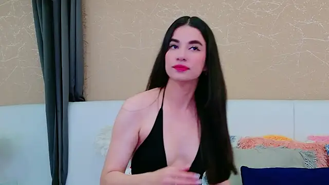 Snapshot of MiaDunoff chatting on November 17, 2025, 9:08 pm MiaDunoff online show from November 17, 2025, 9:08 pm