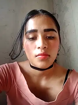 maritamora2 online show from November 27, 2025, 5:13 pm