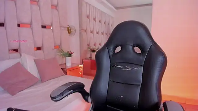 Snapshot of charlotte_line chatting on November 20, 2025, 5:13 pm charlotte line online show from November 20, 2025, 5:13 pm