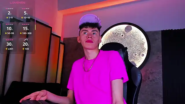 Snapshot of Deivid_oficial20 chatting on October 31, 2025, 7:54 pm Deivid oficial20 online show from October 31, 2025, 7:54 pm