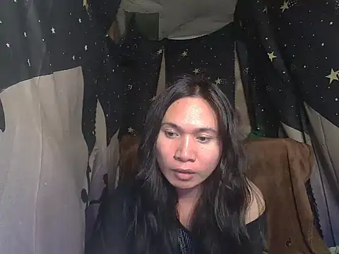 Reynalda26 online show from September 19, 2025, 3:38 pm