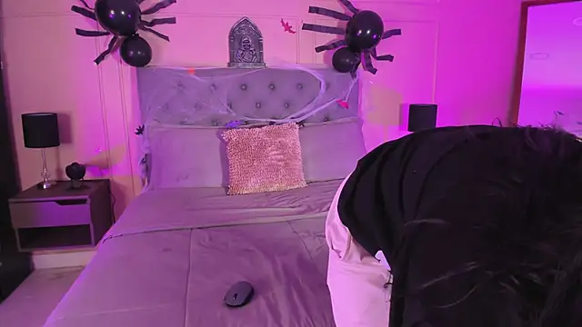 Snapshot of ALICESANDOVAL chatting on November 8, 2025, 11:36 am ALICESANDOVAL online show from November 8, 2025, 11:36 am