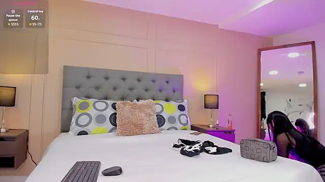 Snapshot of ALICESANDOVAL chatting on December 3, 2025, 11:31 am ALICESANDOVAL online show from December 3, 2025, 11:31 am