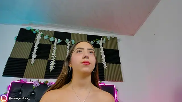 Snapshot of _leda_swan_ chatting on June 28, 2026, 11:05 am leda swan online show from June 28, 2026, 11:05 am