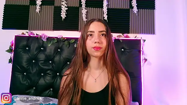  leda swan  online show from March 18, 2026, 11:13 am