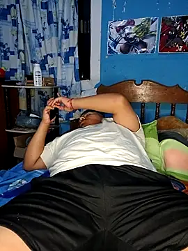 ramito1007 online show from October 29, 2025, 4:22 am