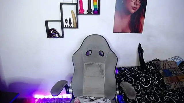 Sammy slavehot online show from October 13, 2025, 10:21 pm