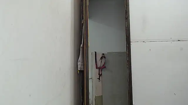 Snapshot of carol_hard_love chatting on November 30, 2025, 4:24 am carol hard love online show from November 30, 2025, 4:24 am