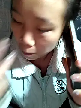 liu-liusexy online show from December 18, 2025, 5:34 am