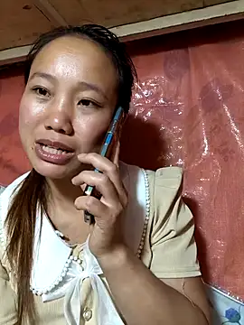 liu-liusexy online show from November 7, 2025, 1:37 pm