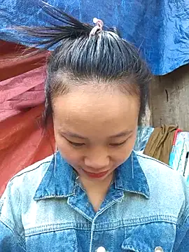 liu-liusexy online show from October 30, 2025, 2:21 am