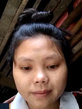 Snapshot of omiu-baby chatting on May 5, 2026, 12:02 am omiu-baby online show from May 5, 2026, 12:02 am