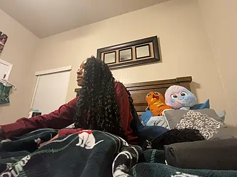 Brooke012 online show from April 17, 2026, 1:19 am