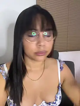 P A U L I N A  online show from February 27, 2026, 3:18 am