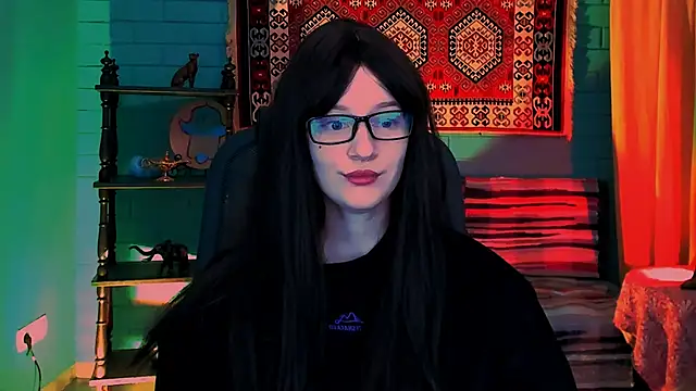Snapshot of AliceWelch_ chatting on October 10, 2025, 9:10 am AliceWelch online show from October 10, 2025, 9:10 am